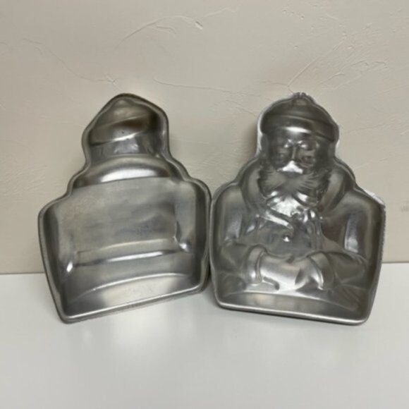 Wilton Old World Santa Cake Mold / Cake Pan – Vintage - Picture 3 of 5
